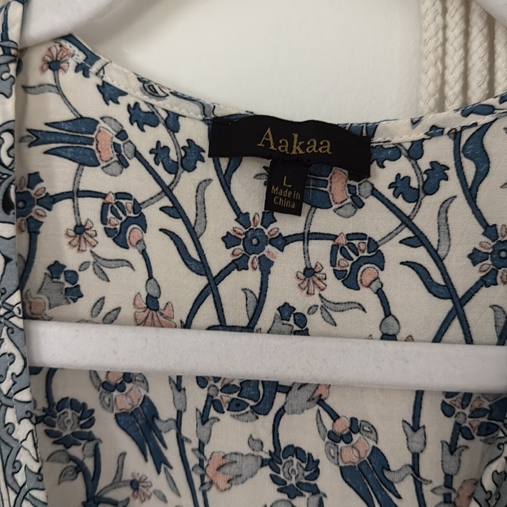 Amabella blue cream floral wrap dress - Picture 3 of 6